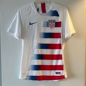 Authentic Nike USA Soccer Jersey with Red and Blue Stripes 2018